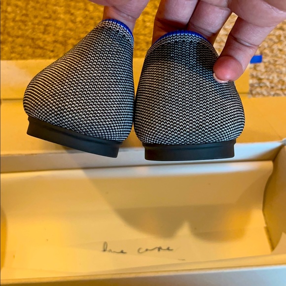 Rothy’s Grey Mist Captoe- Size 9.0 - Picture 4 of 4